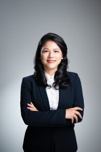 (Shirley) Weiwei Huang